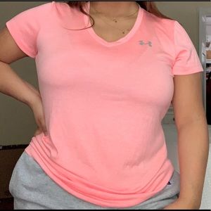 Under Armour women’s shirt